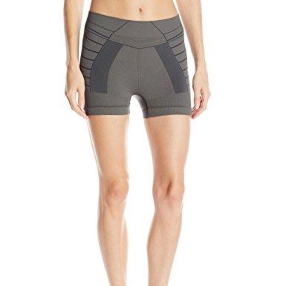 oiselle Pants - Oiselle Kula Flyte Shorts